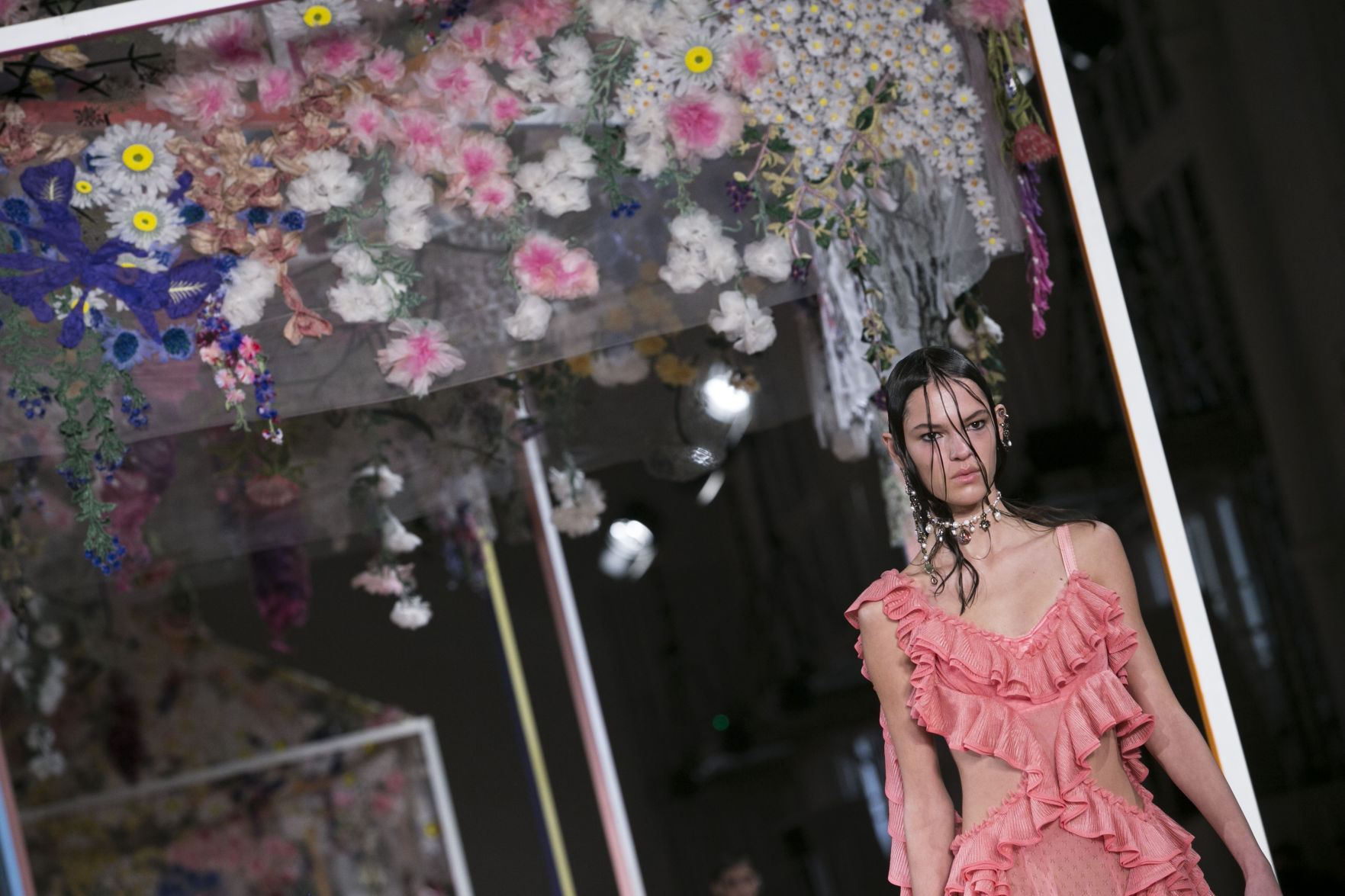 Paris Fashion McQueen